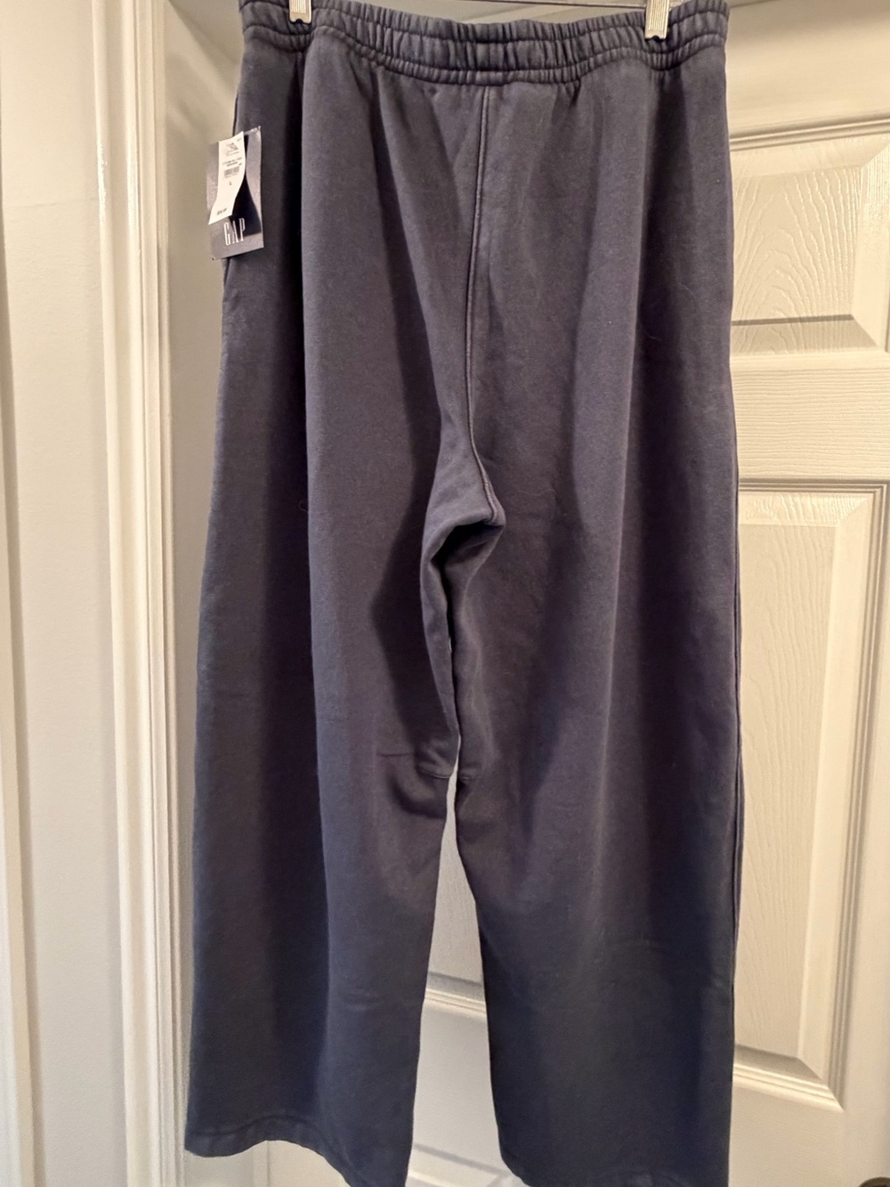 GAP NWT barrel leg sweat pants